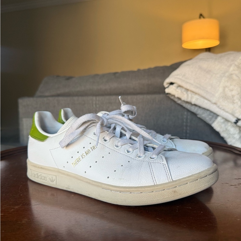 Adidas Originals Stan Smith X Star Wars Yoda White Green Mens Shoes FY5463 sz 8 - Picture 2 of 6